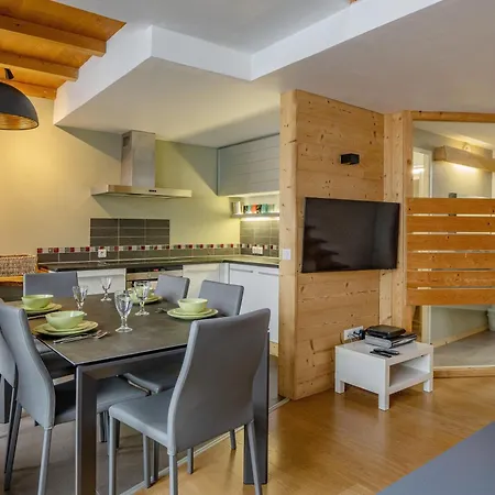 Genevrier - Spacious Balcony With Mont Blanc Views *