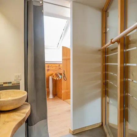 Genevrier - Spacious Balcony With Mont Blanc Views