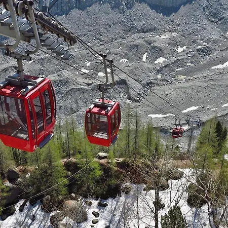 Genevrier - Spacious Balcony With Mont Blanc Views *