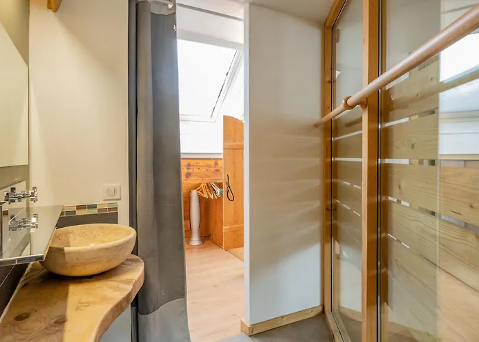 Genevrier - Spacious Balcony With Mont Blanc Views