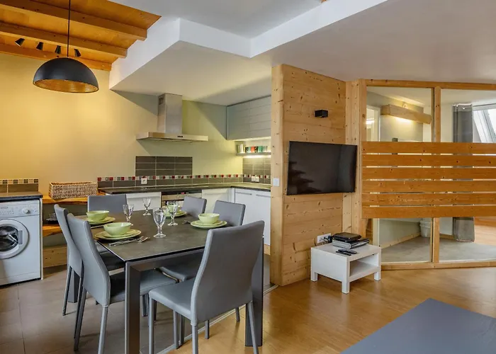 Genevrier - Spacious Balcony With Mont Blanc Views *